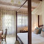 Porto Vitilo Boutique