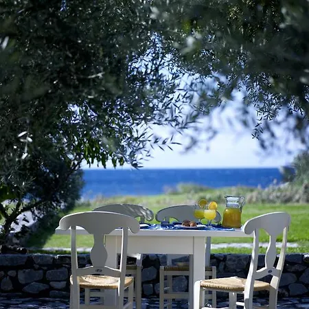 Porto Vitilo Boutique Karavostasi (East Mani)