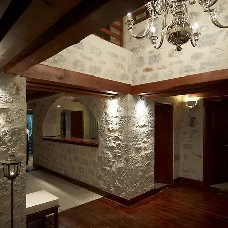 Porto Vitilo Boutique Hotel Karavostasi (East Mani)