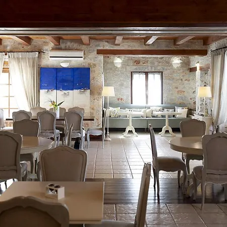 Porto Vitilo Boutique Hotel