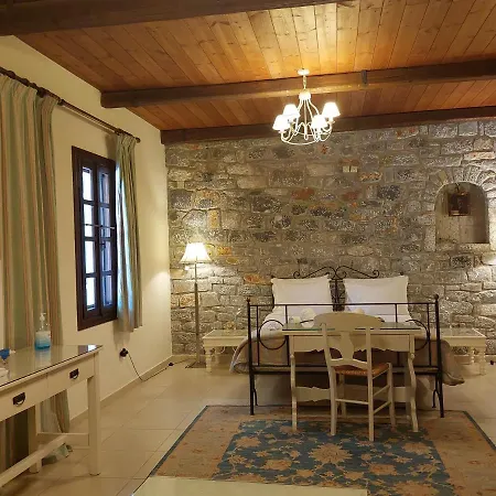 Porto Vitilo Boutique Karavostasi (East Mani)