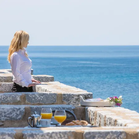 Porto Vitilo Boutique Karavostásion