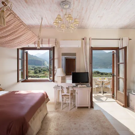 Porto Vitilo Boutique 3* Karavostásion