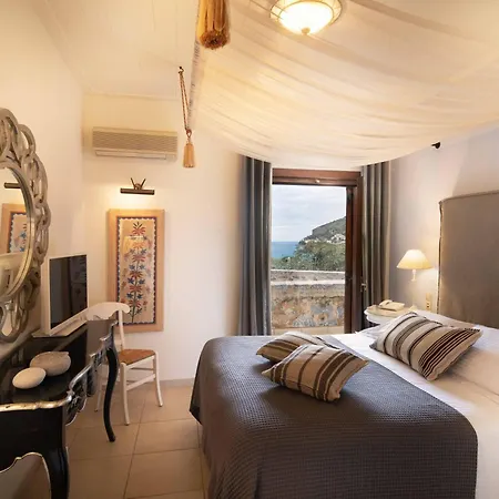 Hotel Porto Vitilo Boutique 3*