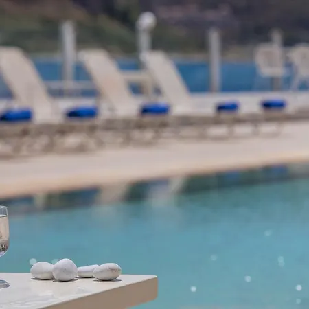 波尔图精品酒店 Karavostásion