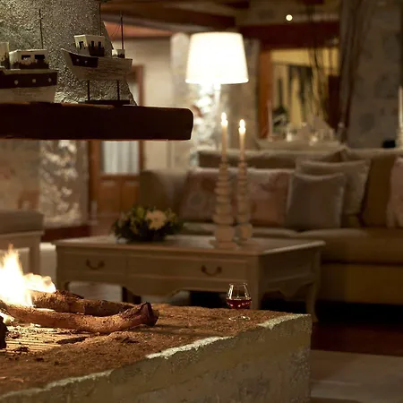 Hotel Porto Vitilo Boutique Karavostasi (East Mani)